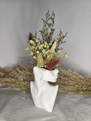 Γύψινο άγαλμα άνδρα