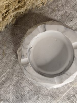 Γύψινο τασάκι